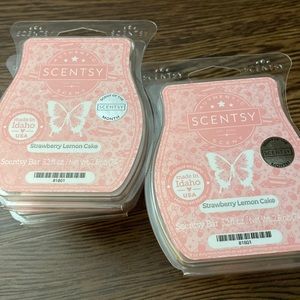 Scentsy wax bars in strawberry lemon cake